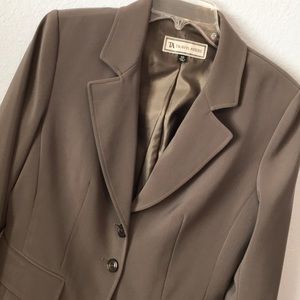 Travis Ayers business jacket blazer